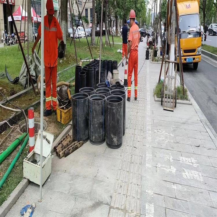 湖滨管道短管置换修复